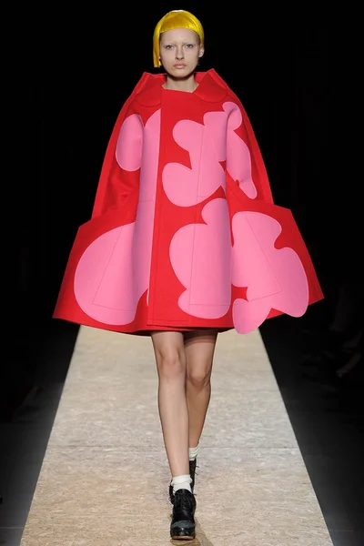 Look 24